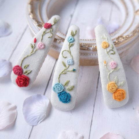 薔薇手刺繍のパッチンピン