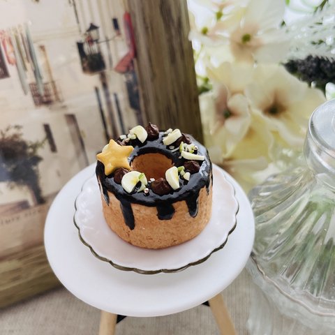 シフォンのドリップケーキ　チョコ　バナナ　No.149