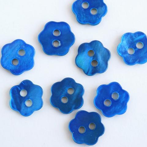 (3個) 10mm お花の貝ボタン フランス製 ブルー ＊ 天然素材 シェルボタン 青