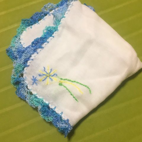 ４重ガーゼハンカチ レース編み&刺繍