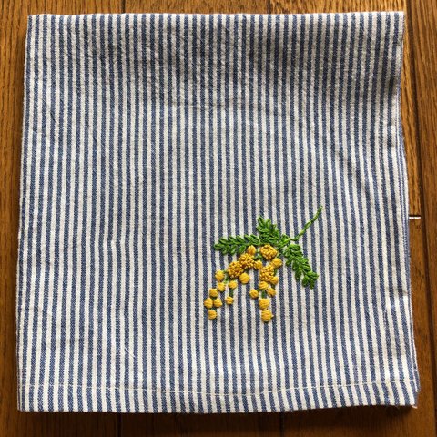 刺繍の大判ハンカチ☆ミモザ