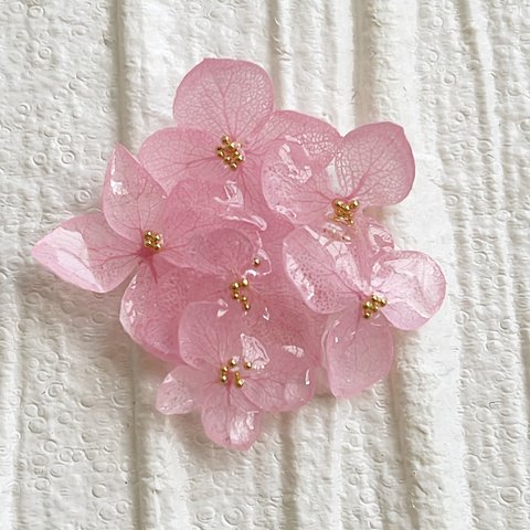   【帯留め】本物　紫陽花　さくらグラデーション 帯留め