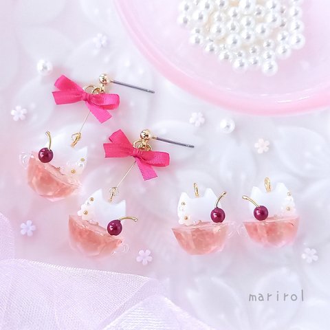 にゃんと桜ティーラテ　 イヤリング＆ピアス  