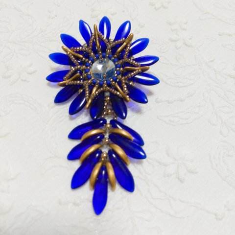 〜Gazania〜 勲章菊のブローチ(blue) design/相良久美子