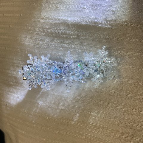 雪の結晶ヘアピン（三連）.透明