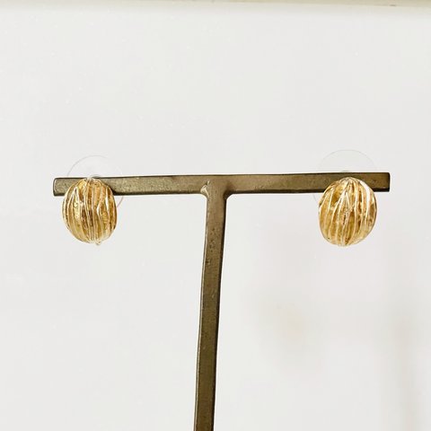 Matte Gold Seed Peel Shaped Earrings