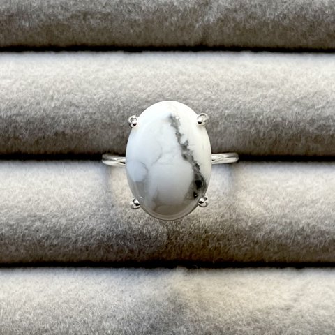 Howlite Oval Ring《SILVER or GOLD》