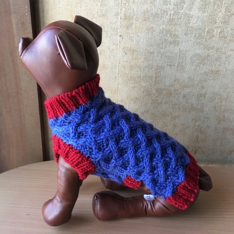 縄編みカラフル犬のセーター