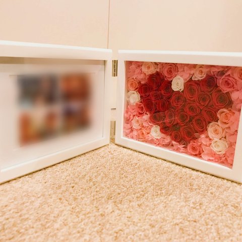 プリザーブドフラワーでハート♥️を作り、お花で愛をダイレクトに表現！！愛のフォトフレームです！