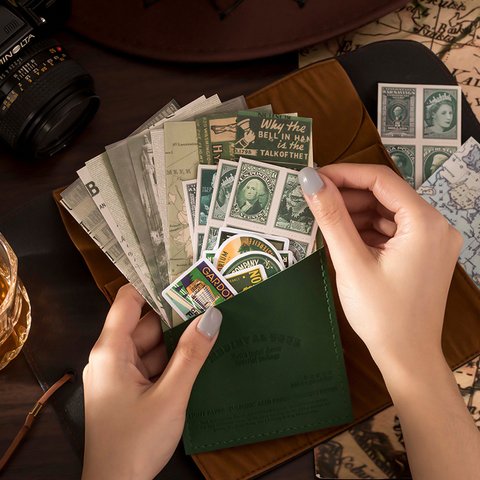 4種の紙素材セット 緑系 ヨーロッパ雑誌 切手 地図 45枚 ジャンクジャーナル