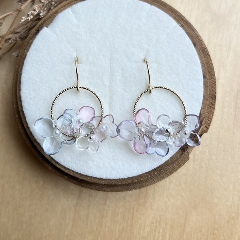 紫陽花のフープピアス