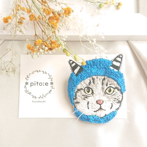 ＊刺繍ブローチ＊青鬼にゃんこ＊