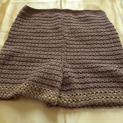 なかなか予約が取れない毛糸（wool100%）のパンツ🧡