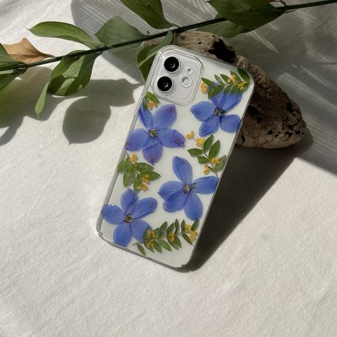 【botanical blue】 押し花スマホケース　全機種対応　android ボタニカル　花柄　手帳型ケース　ソフトケース　ハワイアン　青　ブルー　デルフィニウム　グリーン　金木犀