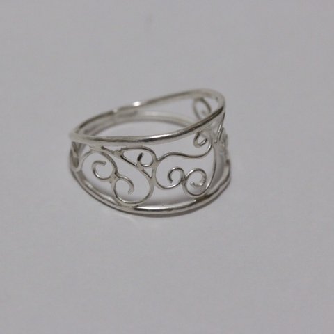 arabesque ring