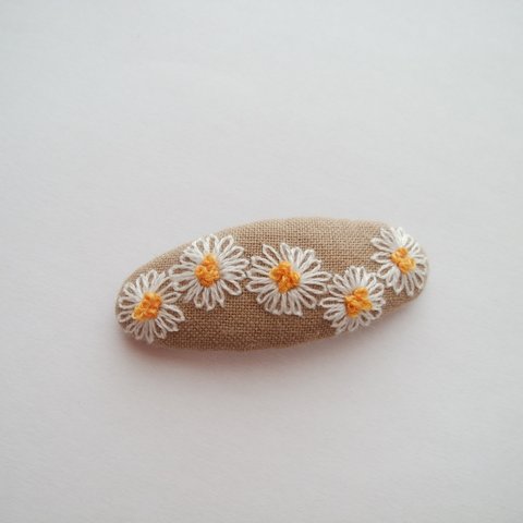 刺繍パッチンピン　マーガレット