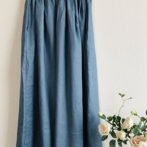 スモーキーブルーのリネン100%ふんわりタックギャザースカート　ロングスカート