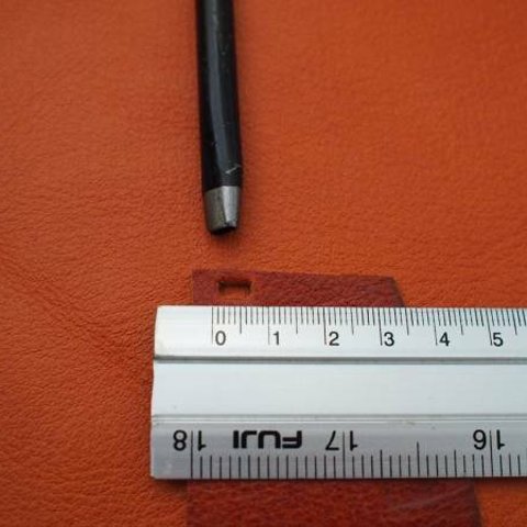 PB6.25 美錠抜き楕円形ポンチ幅6×2.5mmレザー本革ベルトバックル