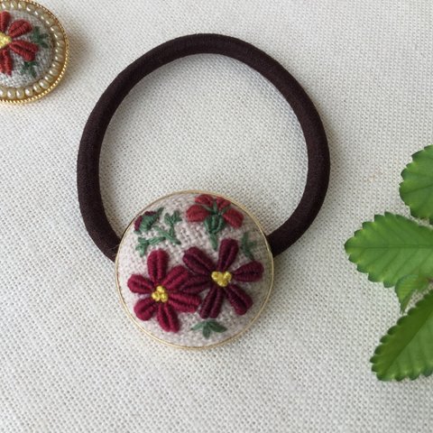 刺繍ヘアゴム チョコレートコスモス