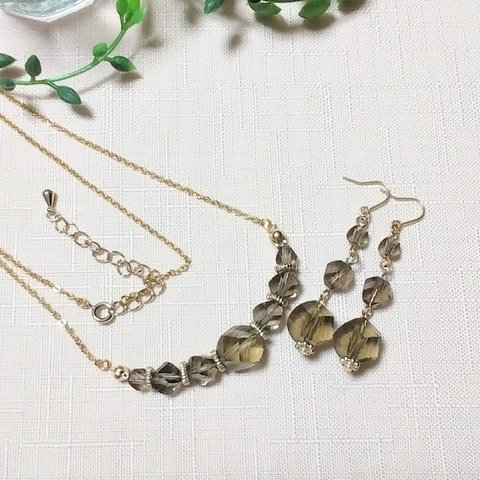 数量限定　変形/ガラス/３連/ネックレス&ピアス /イヤリング アクセサリーセット