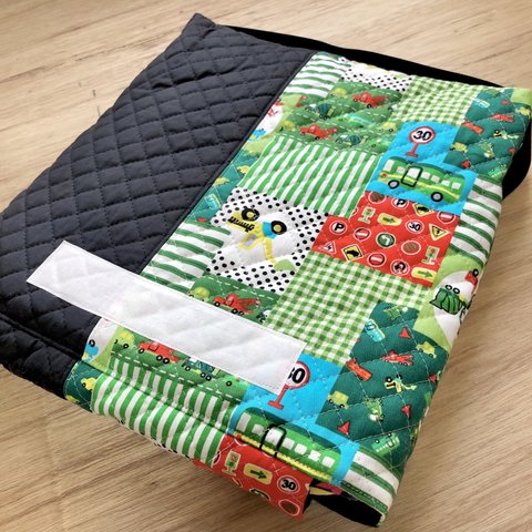 防災クッションカバー☆30×33cm厚み5cm ゴムバンド付き　裏地サテンつき【くるま柄】★BK.2 男の子　車　座布団カバー　｜通園通学用のかわいい巾着袋や入園オーダーHoshizora☆ほしぞら