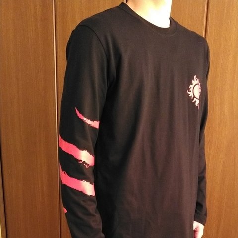 ST団　長袖Tシャツ(黒×赤)太陽と魔界の赤龍