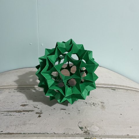 トゲトゲkusudama【小】