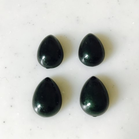 Vintage Metallic Dark Green Teardrop Cabochons 《857》