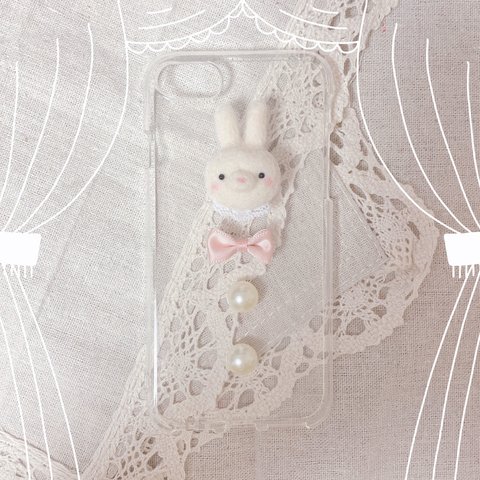 🐰 羊毛フェルト の うさぎ ボタン スマホケース 🐰 iPhone 対応 ケース