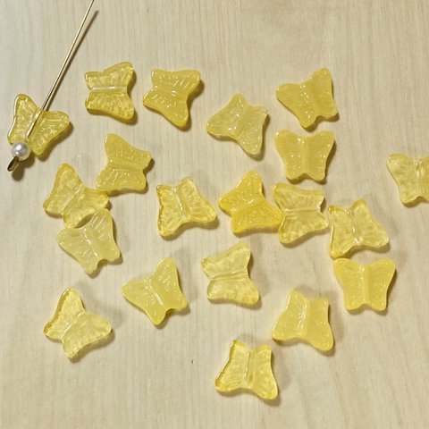 YELLOW GLASS BUTTERFLY BEADS