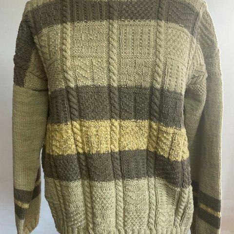 草木染めのセーター
