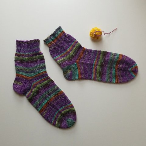 オパール毛糸　手編みの靴下
