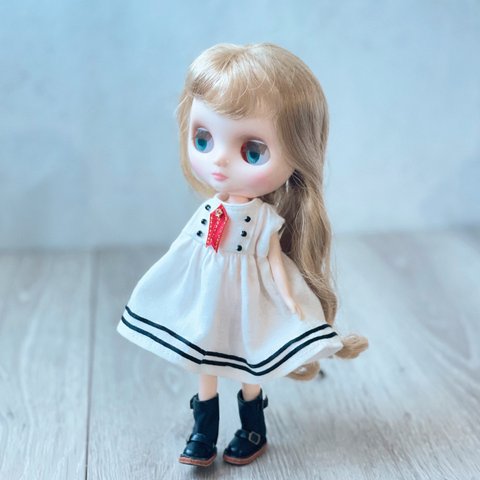 カスタムモンストドール、ブライスのお友達にも♪ 翳し カスタムモンストドール、ブライスのお友達にも♪ 翳し