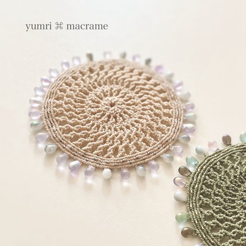 yumri ⌘ macrame ゴールドビーズコースター［ライトベージュ］