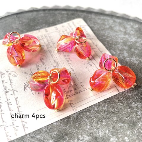 4pcs★charm・triple beads  red orange（ビーズチャーム）