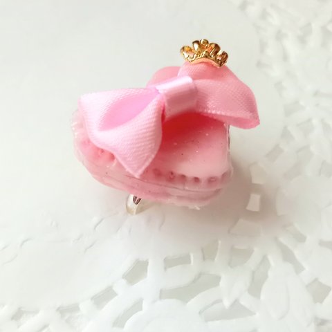 とろ〜りソースのまかろんリボン指輪💍