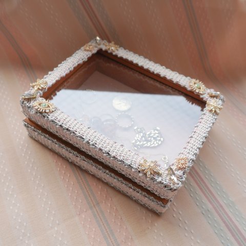 パステルピンクの織紐ジュエリーボックス Waving Jewelry box