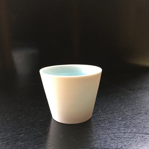 青白磁フリーカップ（小）