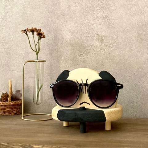 メガネスタンド　犬ベンチ　小物置き　アクセサリートレイ 木製　メガネ収納　鍵置き　眼鏡ディスプレイ パグ