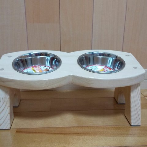 小型犬、猫の食器スタンド　斜め　2個食器付き　滑り止め付き