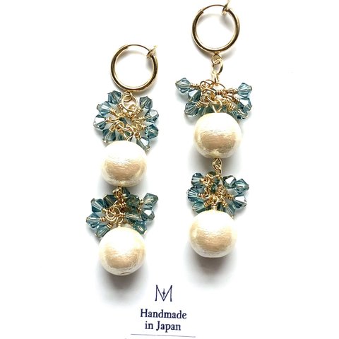 Cotton pearl with sparkling Swarovski crystals earrings