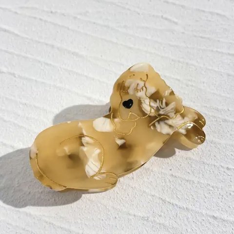 犬 ベージュ ヘアクリップ