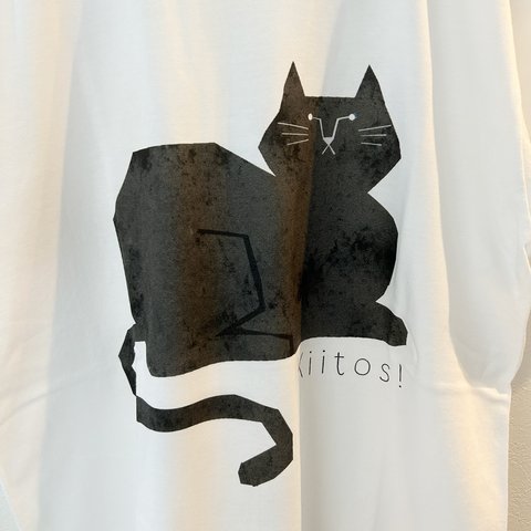 黒猫プリント　ゆるっと　Tシャツ　レディースサイズ