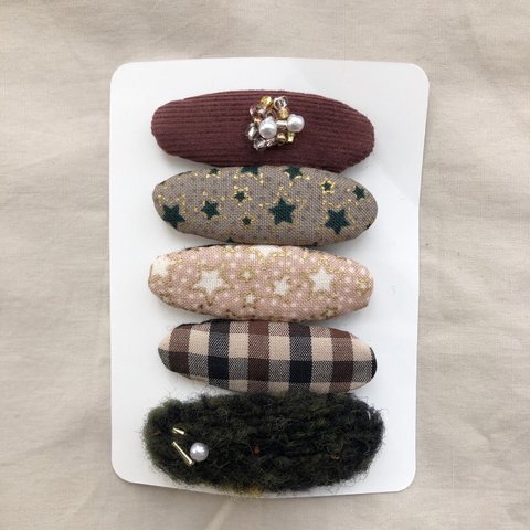 【 送料無料 】ハンドメイド ぱっちんぴん ❁ クリスマスのセット ❁