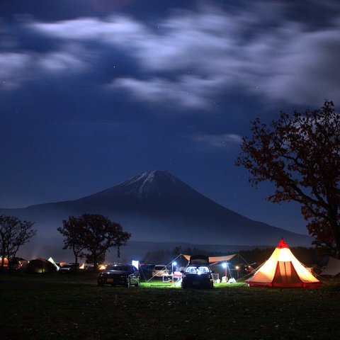 富士　聖地ふもとっぱらキャンプ場の夜
