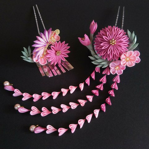 つまみ細工  薄桃色の花簪と小花の銀ビラ簪のセット