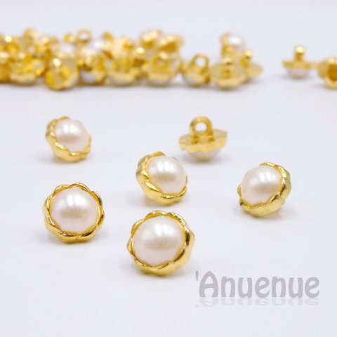 パールミニシャンクボタン 12mm【Relief Edge / Pearl & Gold 】 10個