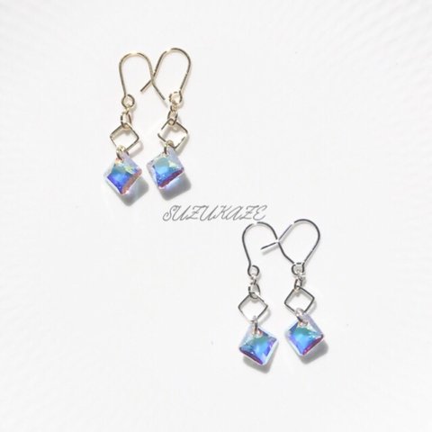 160.シルバー売り切れ！🔷◇小さくてシンプル可愛い❣️スクエア◇🔷スワロフスキークリスタルAB（オーロラ）💎お耳パーツ（フックピアスも）はオプションより購入。