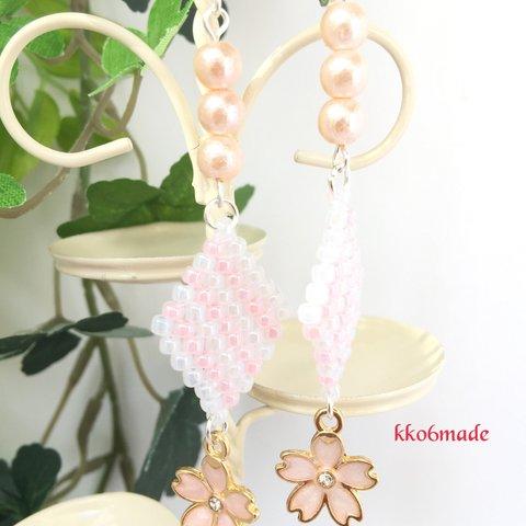 さくら🌸ピンク&ホワイトひし形 イヤリングorピアス