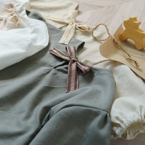 a fairy tale𓊝そよ風を運ぶ、ハーフリネンプルオーバー / 男の子 女の子 フォーマル 入学式 入園式 記念日 結婚式 スーツ ブラウス 撮影衣装 